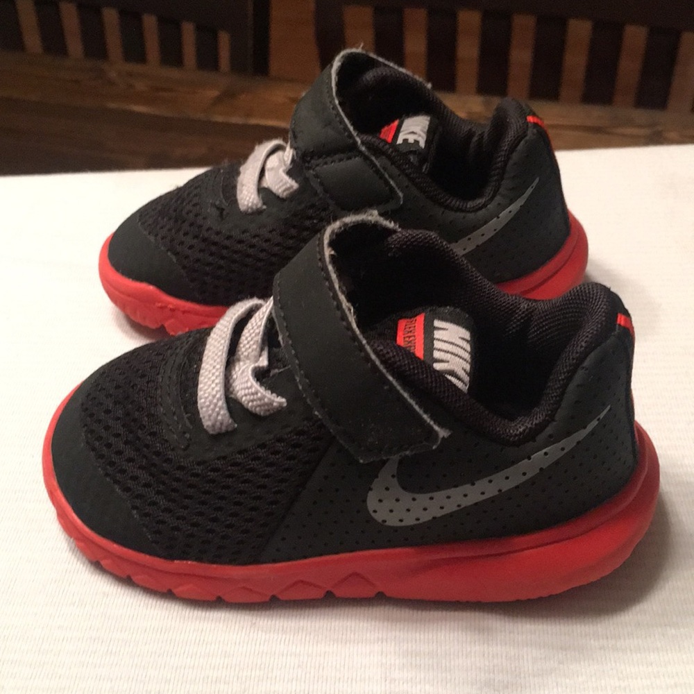 Nike Toddler boy shoes
